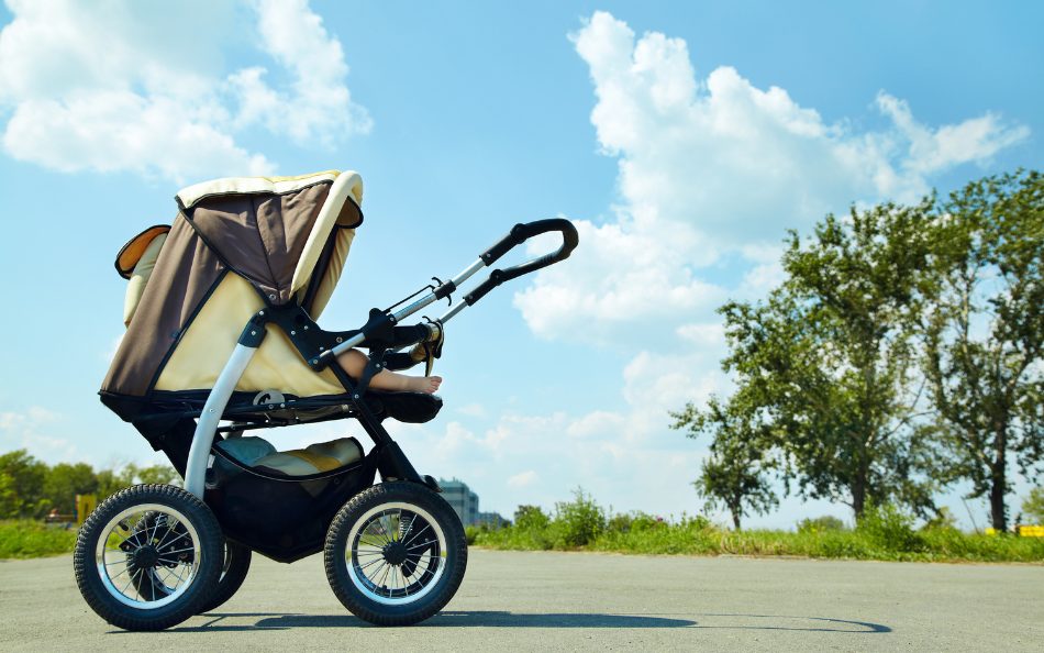 How to Travel with a Baby Stroller: Tips for Parents on the Go