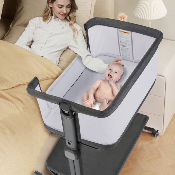 Baby Bassinet Bedside Sleeper with Wheels